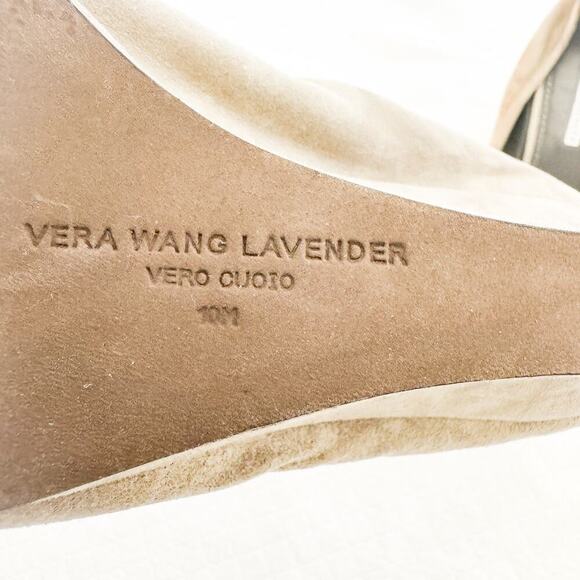 Vera Wang Lavender Suede Wedge Pump Round Toe Shoes Size 10 - Picture 2 of 4